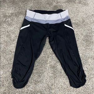 Lululemon crops 👍